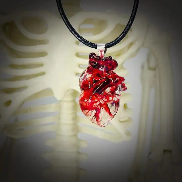 Exquisite Bloody Personality Heart Pendant Long Necklace